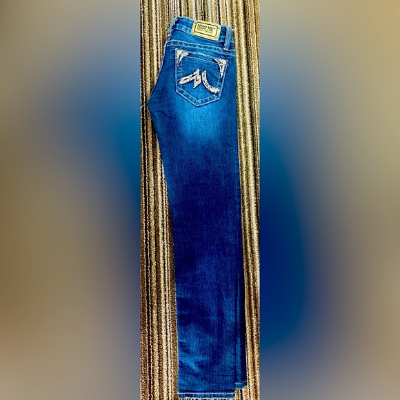 Miss Me skinny jeans. Size 28. - Picture 1 of 3